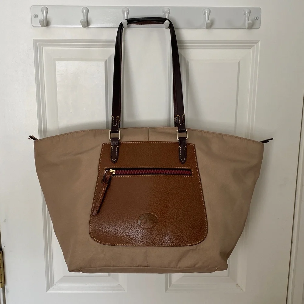 Dooney and Bourke nylon and leather large tote